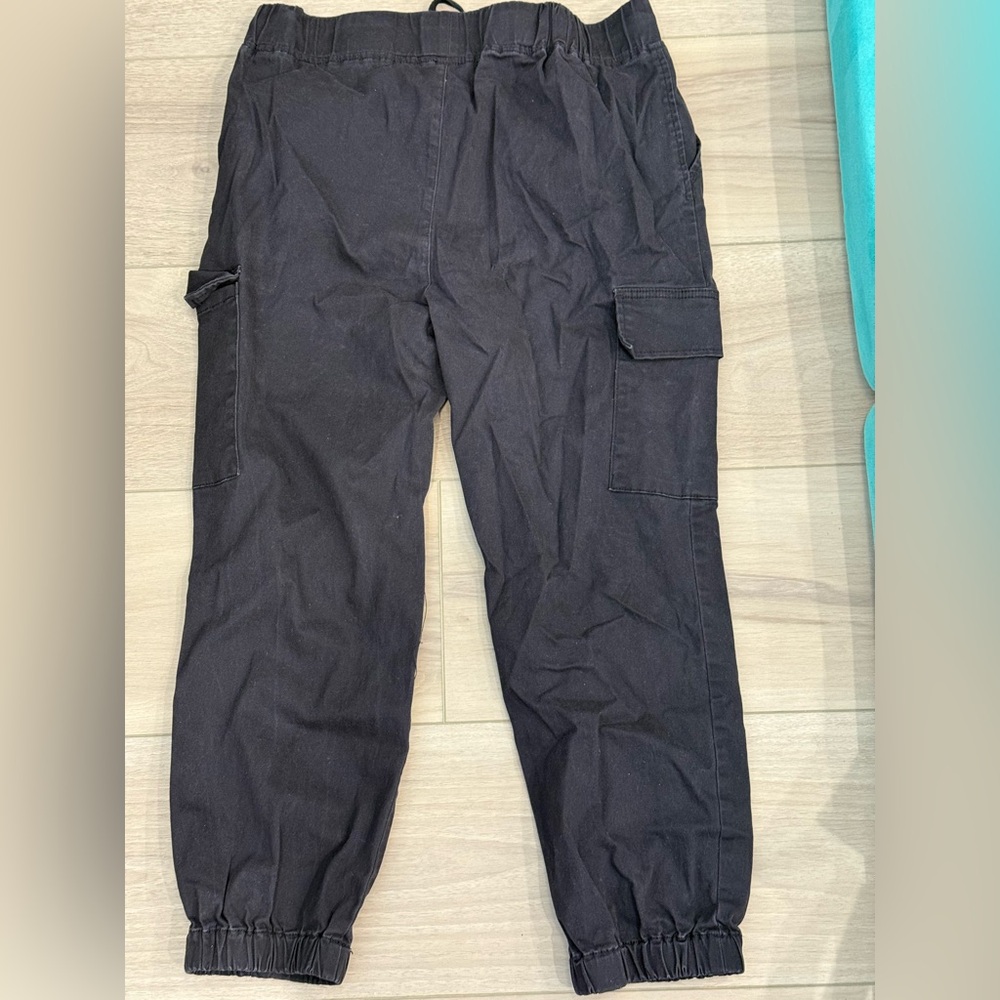 Tinseltown Black Casual Pants - Picture 2 of 3